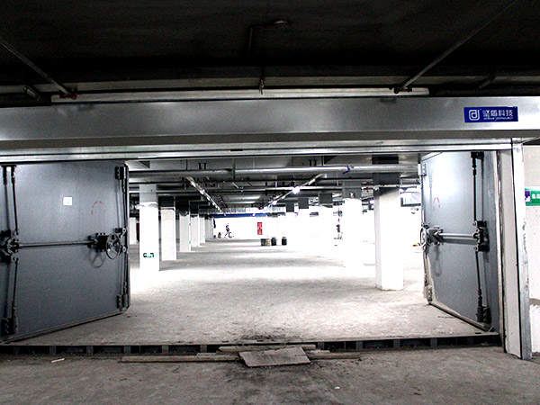 無機布防火卷簾（折疊式）