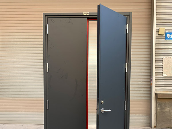 鋼質(zhì)防火門(mén)