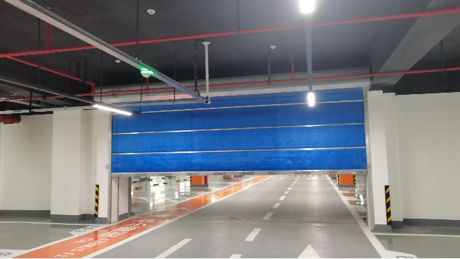 無機(jī)布防火卷簾門