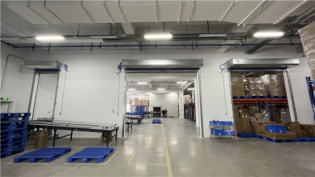 無(wú)機(jī)布防火卷簾門