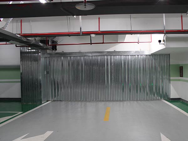 鋼質防火卷簾門（側向式）